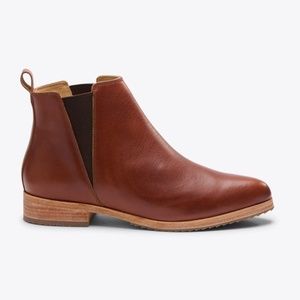 Nisolo Chelsea Everyday Boot Size 9 fits like 8.5